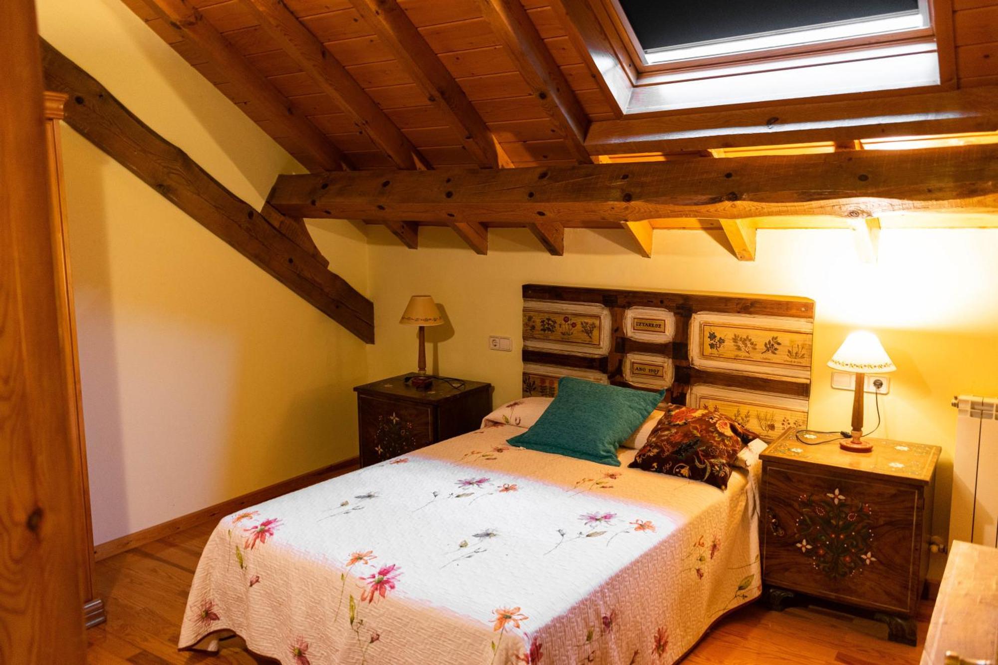 Kabila Enea 2 Apartment Uztarroz ภายนอก รูปภาพ